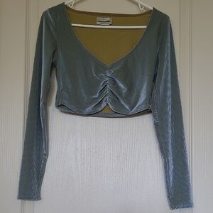 URBAN OUFITTERS Ruched Long Sleeve Crop Blouse Size M